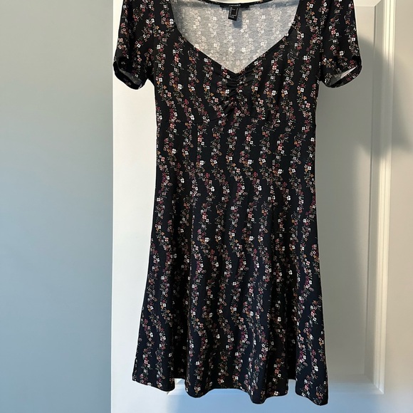 Floral Black Dress - Picture 4 of 6